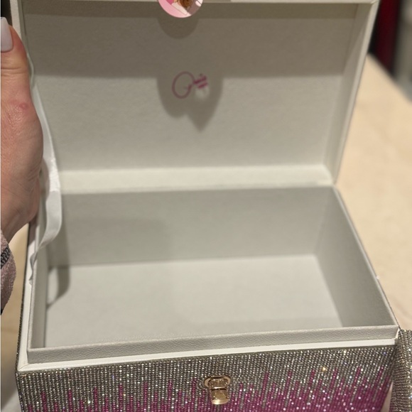 Gorgeous all rhinestone 2 jewelry boxes made by Paris Hilton new with tag - Picture 6 of 6